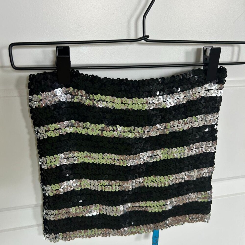 Stylish Strapless black and silver sequin tube top (Like new)
